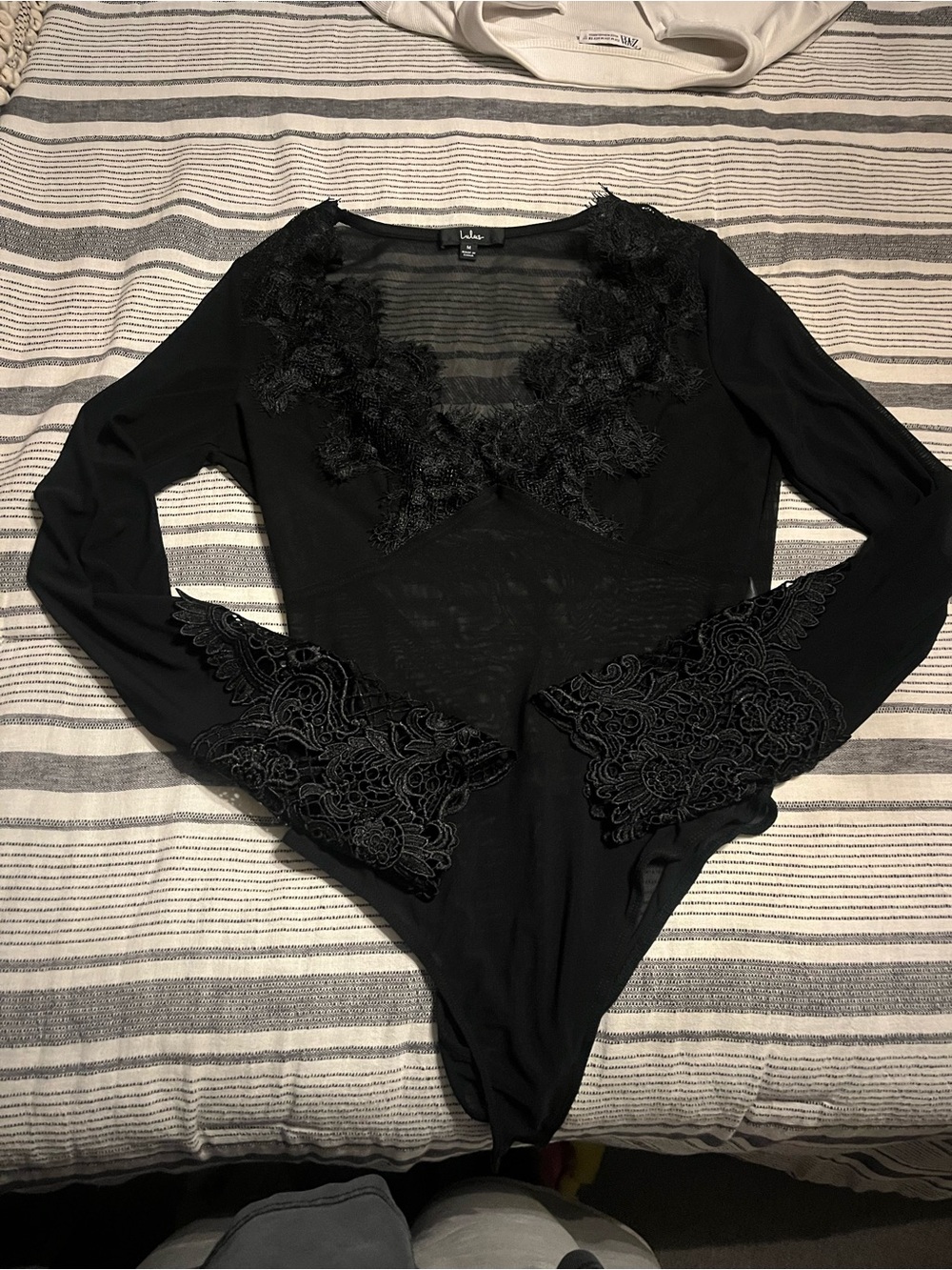 Lulu's Black Floral Lace V-Neck Long Sleeve Bodysuit